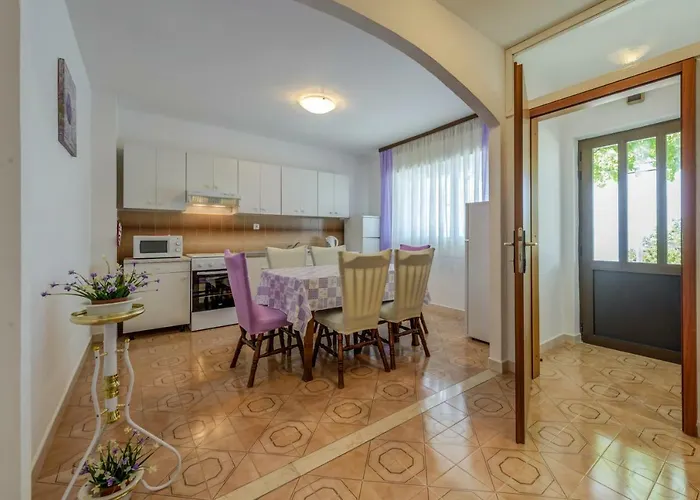 Lägenhet Luce Podstrana